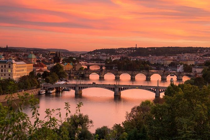 Small-Group Walking Photo Tour of Prague - Devil’s Channel and the final castle reference