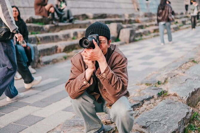 Street photoshoot and Seoul Hidden gem History Walking Tour - Starting at Jongmyo Shrine