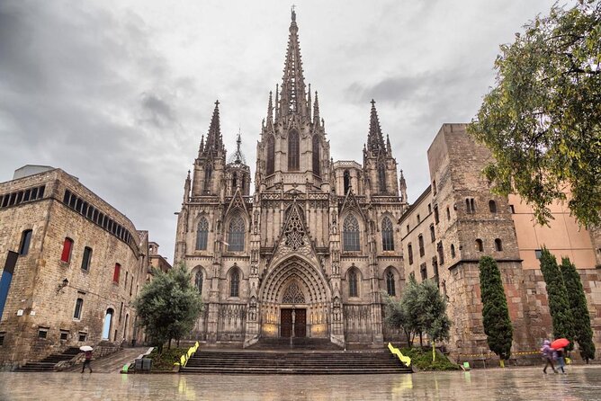 Sunny Barcelona Photoshoot - Key points to know before you book