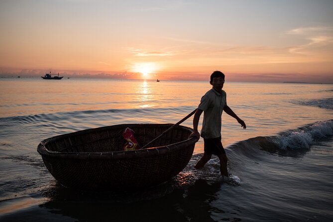 Sunrise Photography Tour in Vietnam Fishing Village - Who should book this experience