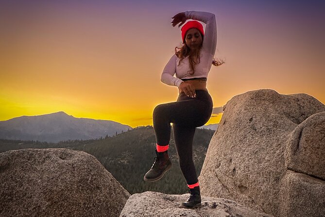Sunset Hike and Photography Adventure in South Lake Tahoe - The boulder climb and the best photo positions