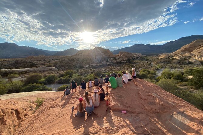 Sunset Hike and Photography Tour near Red Rock with Optional 7 Magic Mountains - Why sunset at Spring Mountain State Park works so well