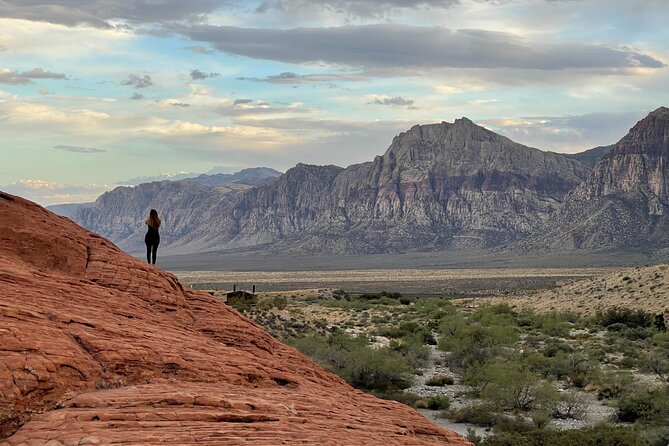 Sunset Hike and Photography Tour near Red Rock with Optional 7 Magic Mountains - Who will enjoy this outing most