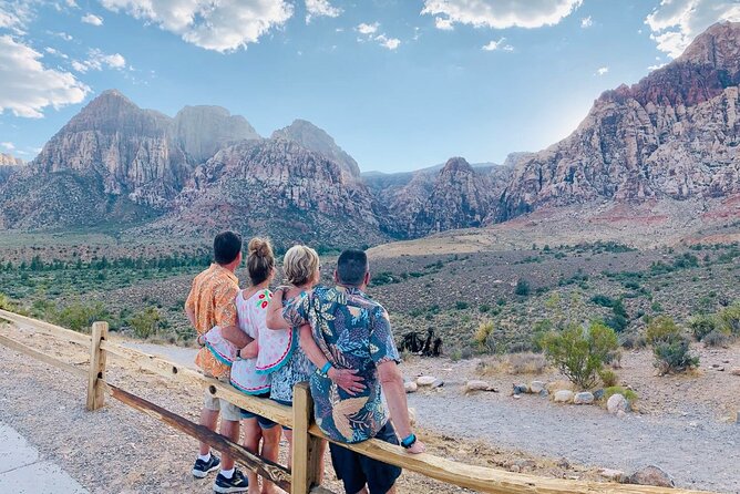 Sunset Hike and Photography Tour near Red Rock with Optional 7 Magic Mountains - Timing, food, restrooms, and weather