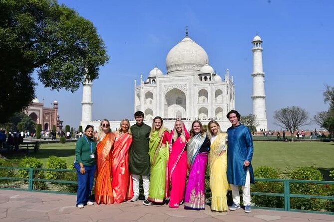 Taj Mahal Tour With Professional Photographer With Rental Saree - Key points to know before booking