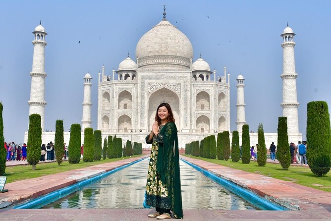 Taj Mahal Tour With Professional Photographer With Rental Saree - The Taj Mahal session, about three hours