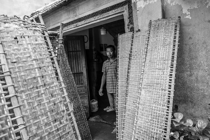 Tho Ha Handicaft Village - Private Hanoi Photo Tour - The 5:30 am start and crossing to Tho Ha