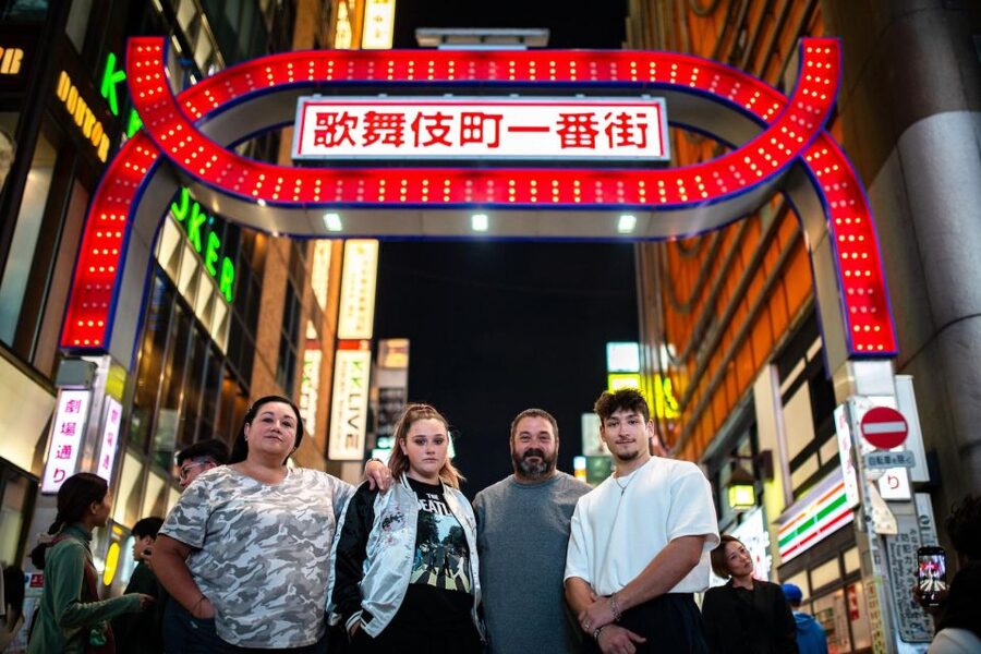 Tokyo: 1-Hour Private Photoshoot - Costs beyond the $109 session