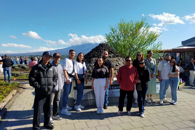 Tokyo: Instagram-Worthy Mt Fuji & Lake Kawaguchiko Day Trip - Lawson Kawaguchiko and the modern Fuji postcard