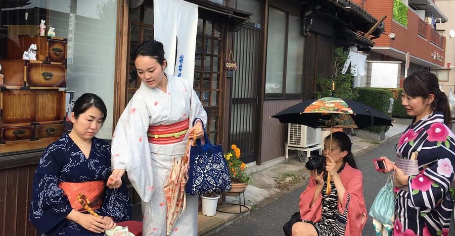 Tokyo: Kimono Dressing, Walking, and Photography Session - Who will enjoy this activity most?