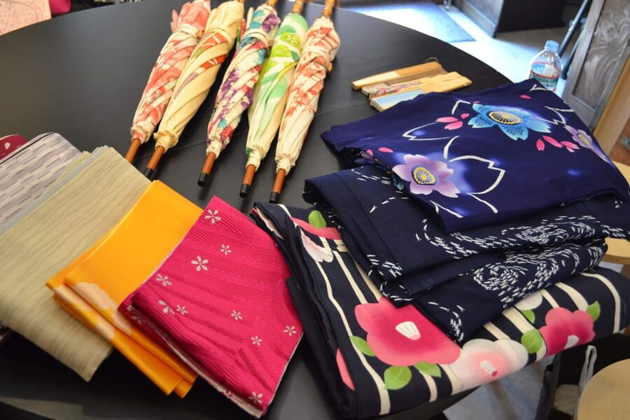 Tokyo: Kimono Dressing, Walking, and Photography Session - The dressing process is part of the cultural lesson