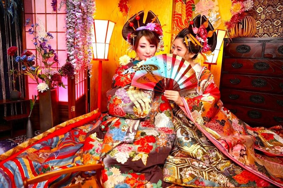 Tokyo: Private Makeover Photography Studio in Luxury Kimono - Why This Is More Than a Kimono Rental