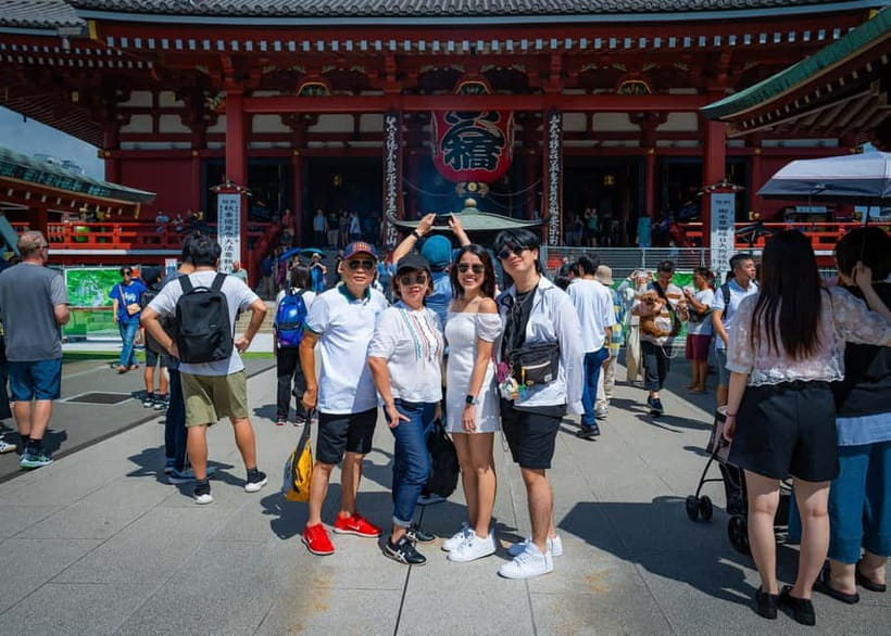 Tokyo: Private Photo Shoot with a Professional Photographer - Key points at a glance