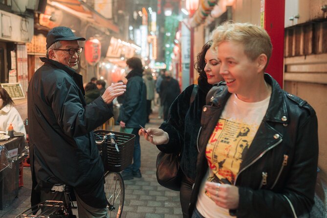 Tour with Pro Tokyo Photographer and take Edgy Unique Portraits - Kabukicho After Dark