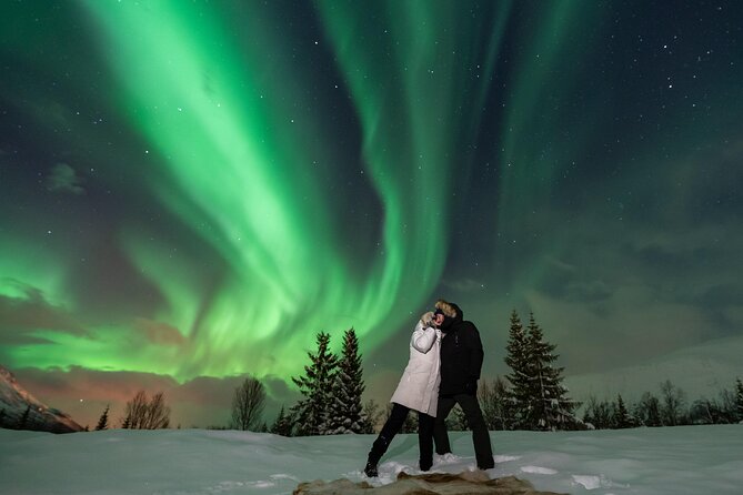 Tromsø: Aurora Magic Northern Lights Tour with Photos - The photographer makes the photos worthwhile