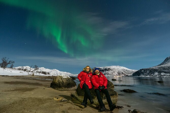 Tromsø: Aurora Magic Northern Lights Tour with Photos - Leaving Tromsø’s city lights behind