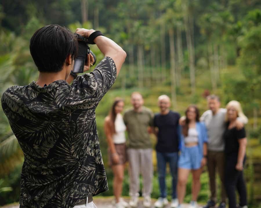 Ubud: Private Tour with Professional Photographer - Tegallalang Rice Terrace: the classic Ubud backdrop
