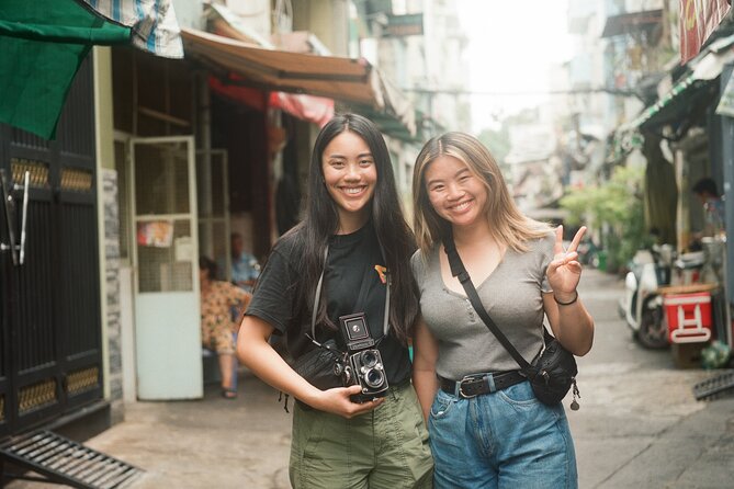 Using Medium Format film camera to discover Saigon - Finding Saigon in its alleys and markets