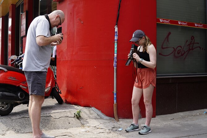 Using Medium Format film camera to discover Saigon - A lesson in making every frame count