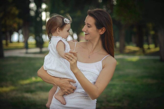 Vacation Memories Captured by Pro Awarded Photographer in Split - Small details that can make the hour go better