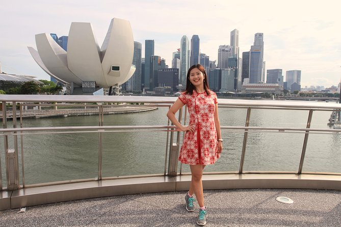 Vacation Photographer in Singapore - Crossing toward Gardens by the Bay