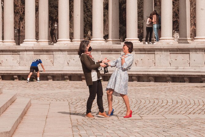 Vacation photographer. Madrid Photo Shoot. Take home more than just a selfie! - Gran Via and Madrid’s big-city look