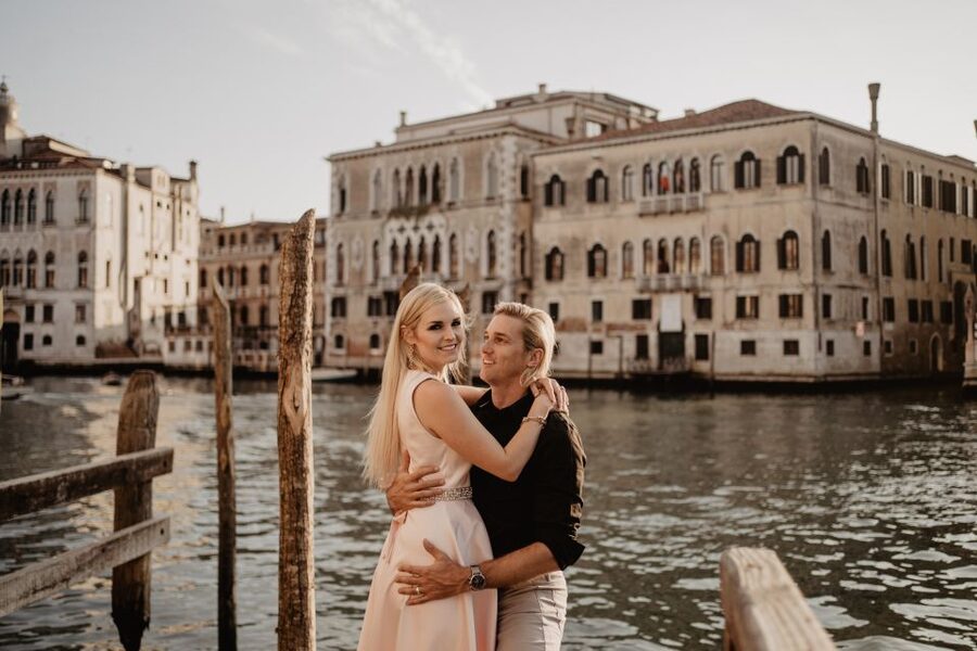 Venice: Personal Travel and Vacation Photographer Services - How the meeting and photo walk work