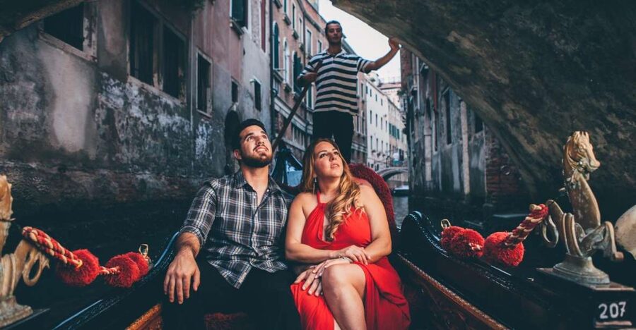 Venice: Personal Travel and Vacation Photographer Services - The candid style and what you will receive