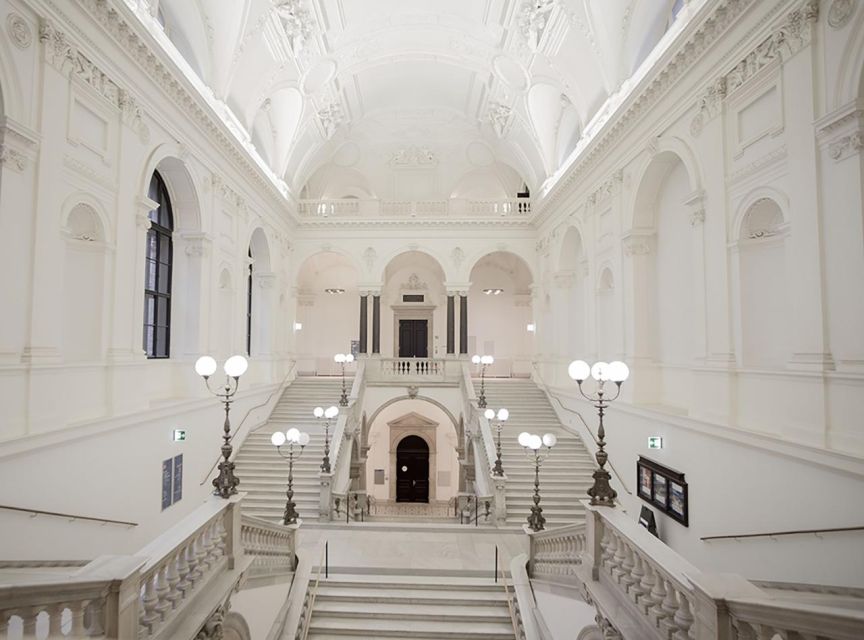 VIENNA AT NIGHT: PRIVATE PHOTO TOUR - Key points at a glance