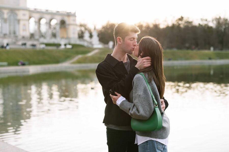 Vienna: Professional Photoshooting - Burggarten: a softer change of mood