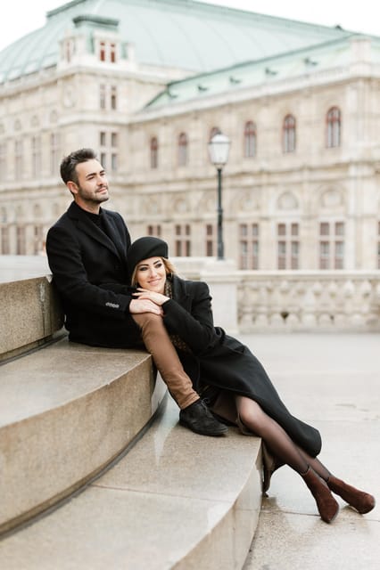 Vienna: Professional Photoshooting - Michaelerplatz and Graben Street