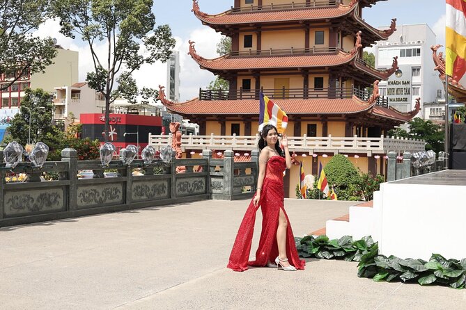 Vietnamese Ao Dai Photoshoot at Iconic Landmarks in Ho Chi Minh - How the 90-minute photography session unfolds